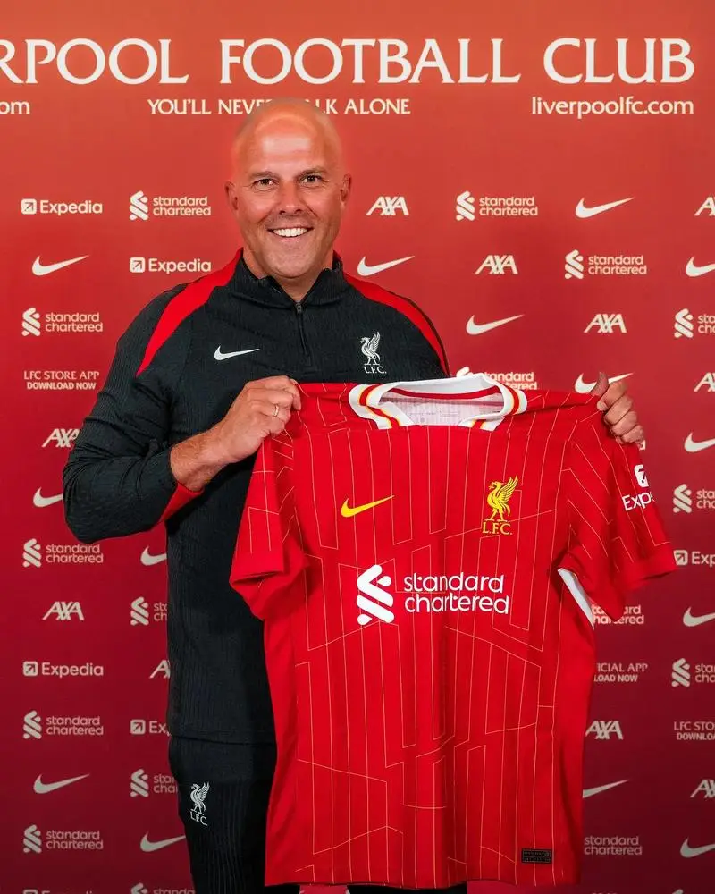 棋牌游戏-利物浦逆转战胜阿森纳，跻身前四